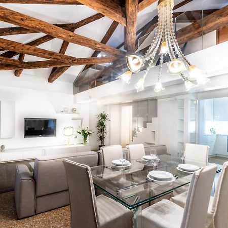 San Teodoro Palace - Luxury Apartments Венеция Екстериор снимка