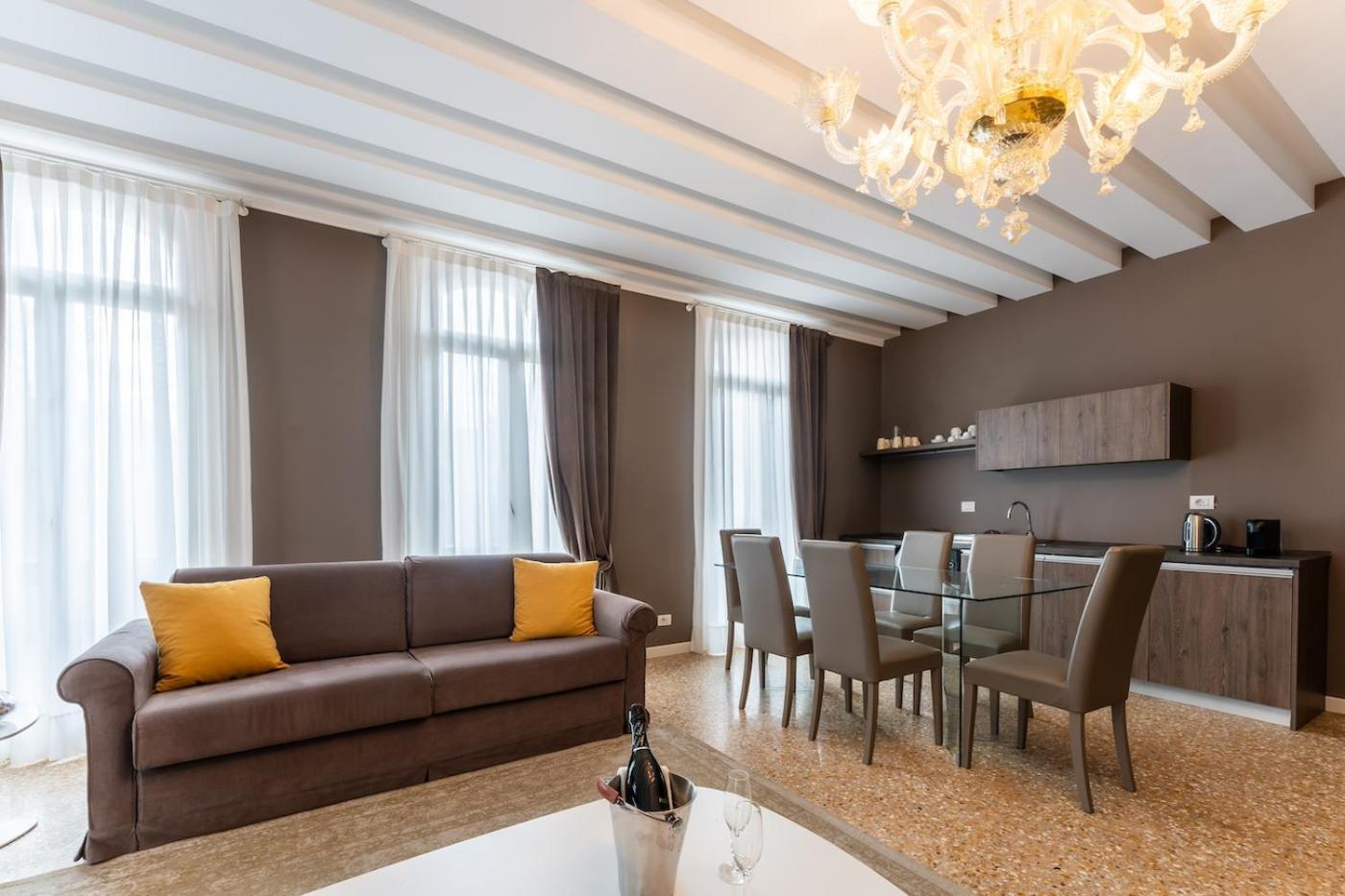 San Teodoro Palace - Luxury Apartments Венеция Екстериор снимка